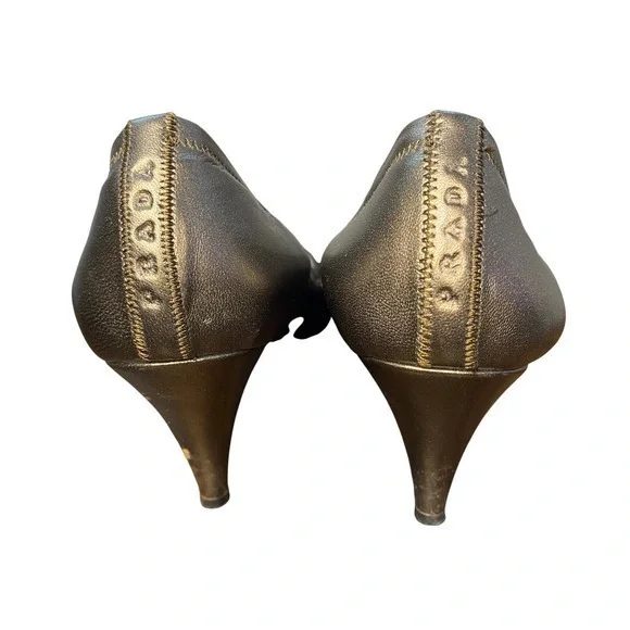 Prada Metallic Bronze Ruched Leather Stiletto Heels Women's Shoes Size 6.5 - Picture 7 of 14